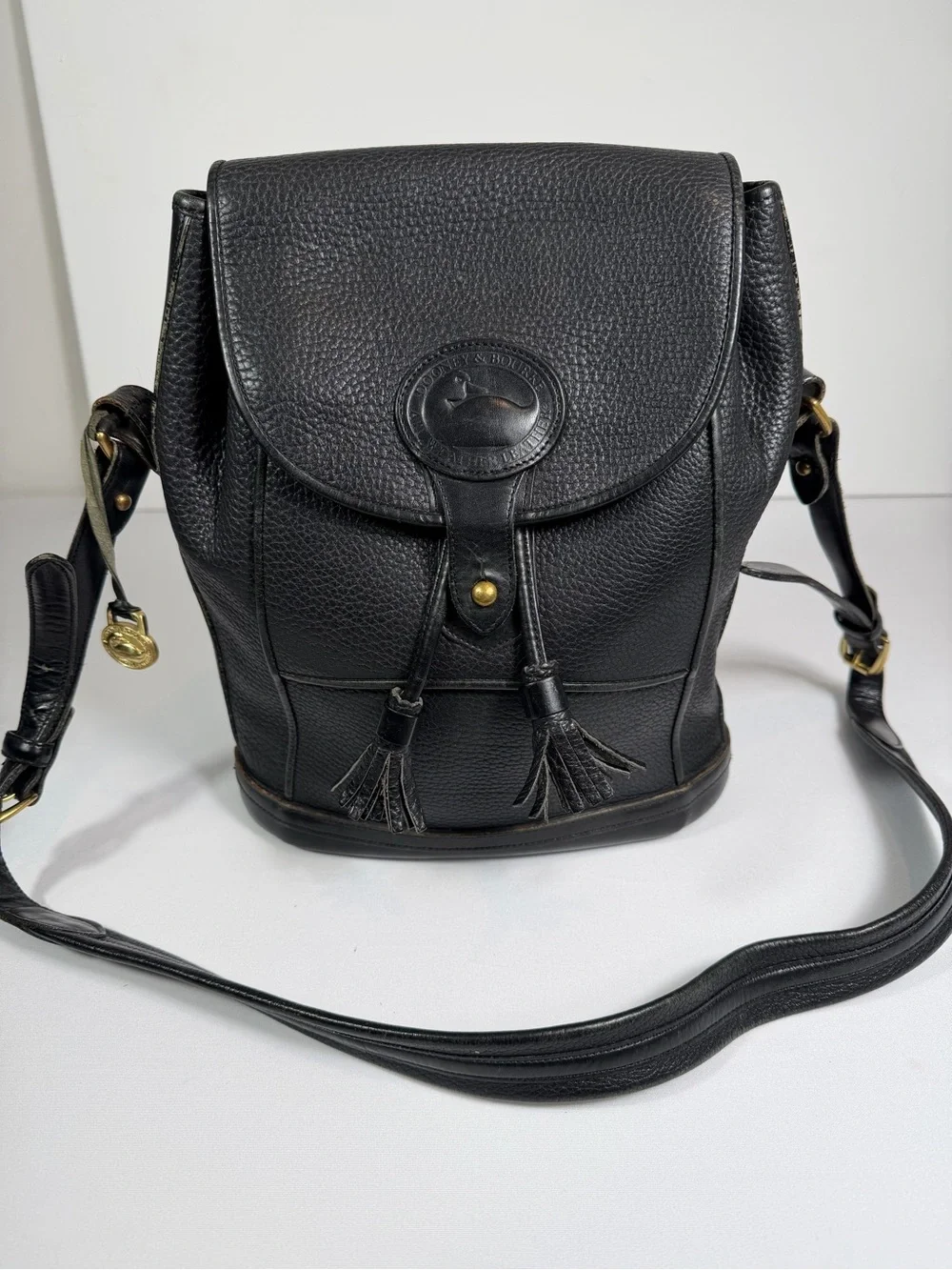 Vintage Dooney & Bourke Teton H64 Black Leather Drawstring Shoulder Bag USA
